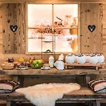 Lohmann's Romantik Gravenberg 4* ランゲンフェルト