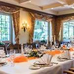 Lohmann's Romantik Gravenberg Hotel 4*