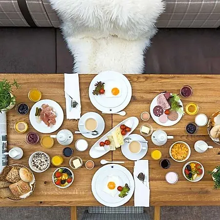 Отель Lohmann's Romantik Gravenberg 4*