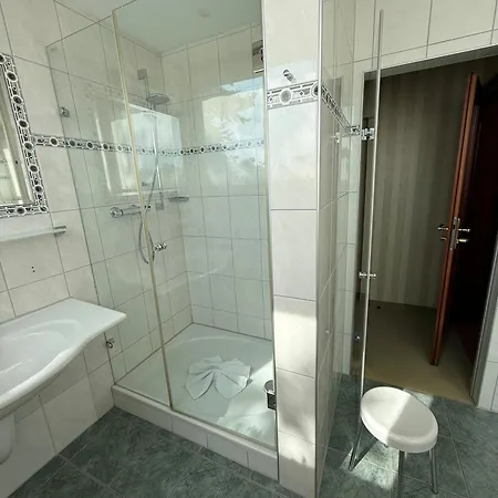 Hotel Lohmann's Romantik Gravenberg 4*