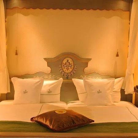 Lohmann's Romantik Gravenberg Hotel