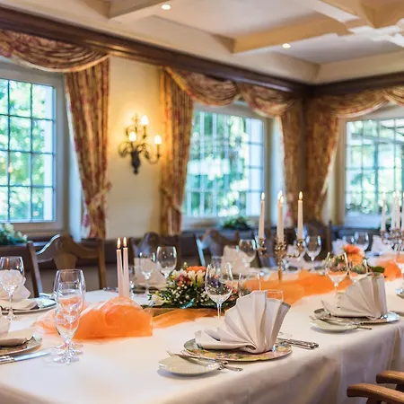Lohmann's Romantik Gravenberg Отель 4*
