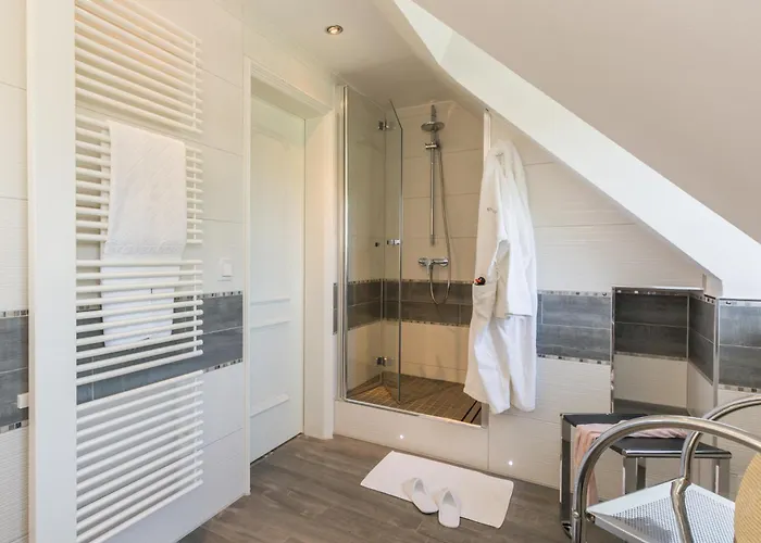 Lohmann's Romantik Gravenberg 4* Langenfeld (North Rhine-Westphalia)